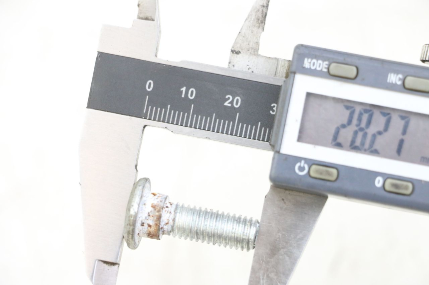 photo de VIS DISQUE DE FREIN EUROCKA RETRO 50 (2007 - 2014) - Zoom état d’usage