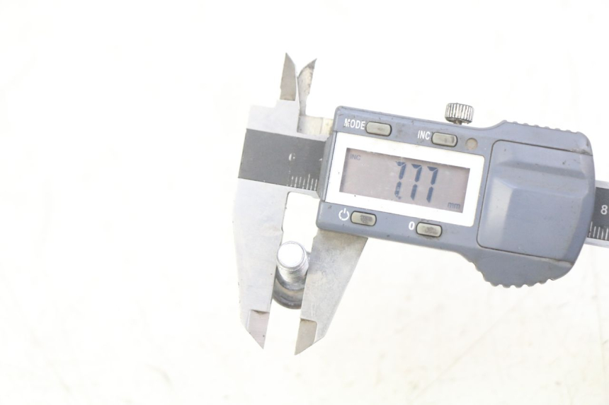 photo de VIS DISQUE DE FREIN HONDA FES PANTHEON 2T 125 (1998 - 2002) - Détail de la pièce