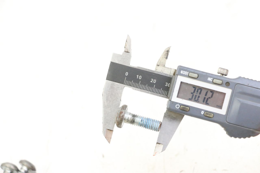 photo de VIS DISQUE DE FREIN YAMAHA FJ 36Y 1100 (1984 - 1985) - Détail de la pièce