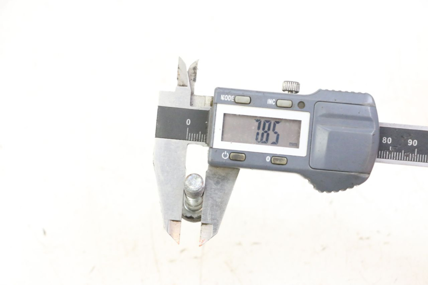 photo de VIS DISQUE DE FREIN YAMAHA FJ 36Y 1100 (1984 - 1985) - Zoom état d’usage