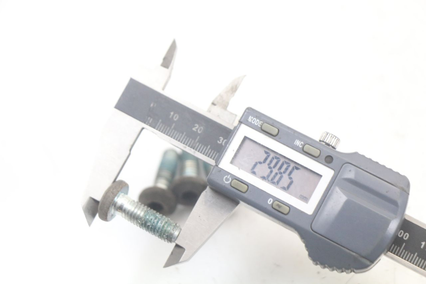 photo de VIS DISQUE DE FREIN MBK FLAME X 125 (2004 - 2007) - Autre angle de vue