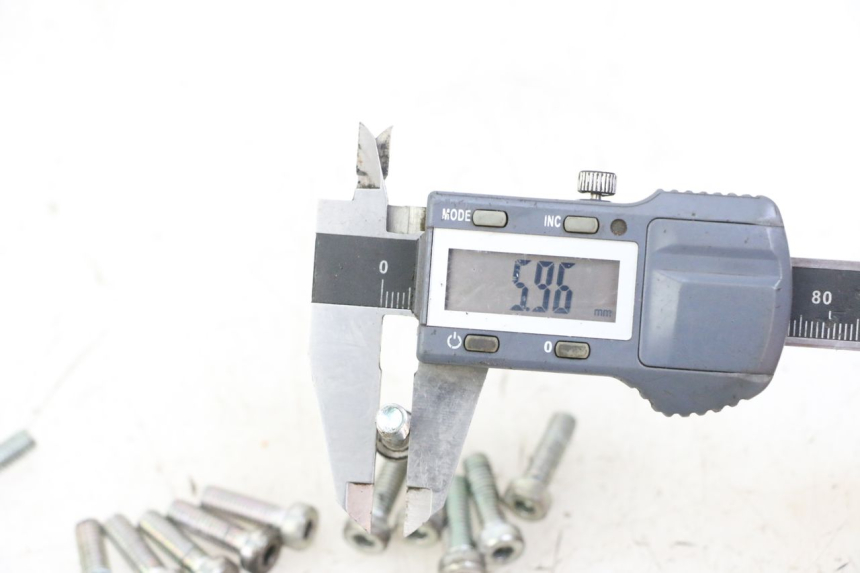 photo de VIS DISQUE DE FREIN KEEWAY K-LIGHT KLIGHT 125 (2018 - 2025) - Autre angle de vue