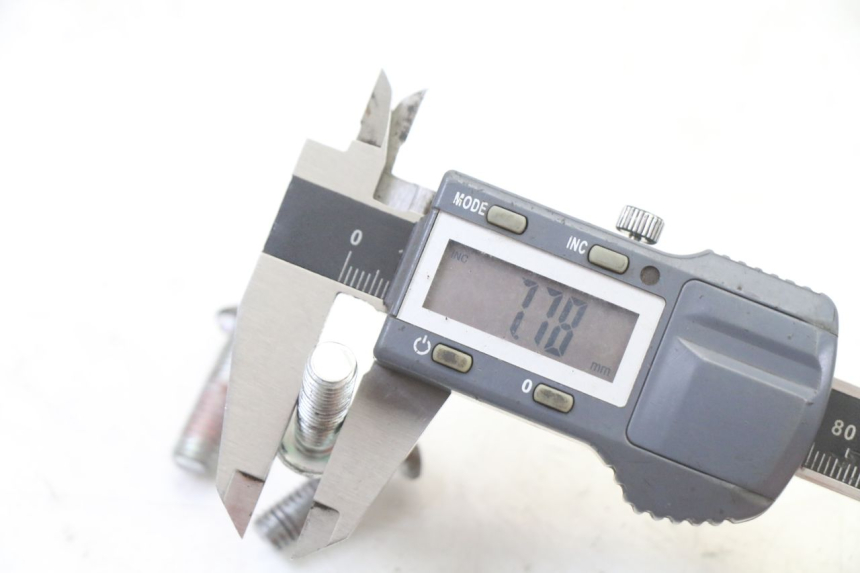 photo de VIS DISQUE DE FREIN PEUGEOT KISBEE 2T 50 (2018 - 2022) - Gros plan technique