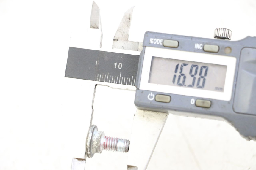 photo de VIS DISQUE DE FREIN KAWASAKI KX 85 (2014 - 2021) - Zoom état d’usage