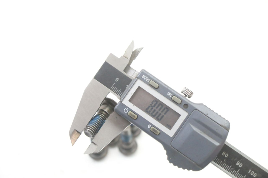 photo de VIS DISQUE DE FREIN KYMCO DINK 4T 50 (2007 - 2018) - Gros plan technique