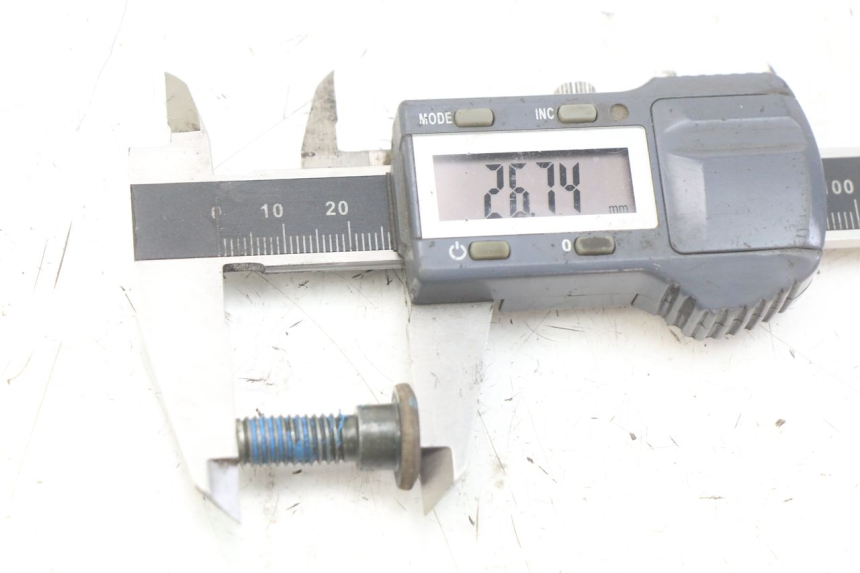 photo de VIS DISQUE DE FREIN KYMCO LIKE 4T 50 (2009 - 2018) - Zoom état d’usage