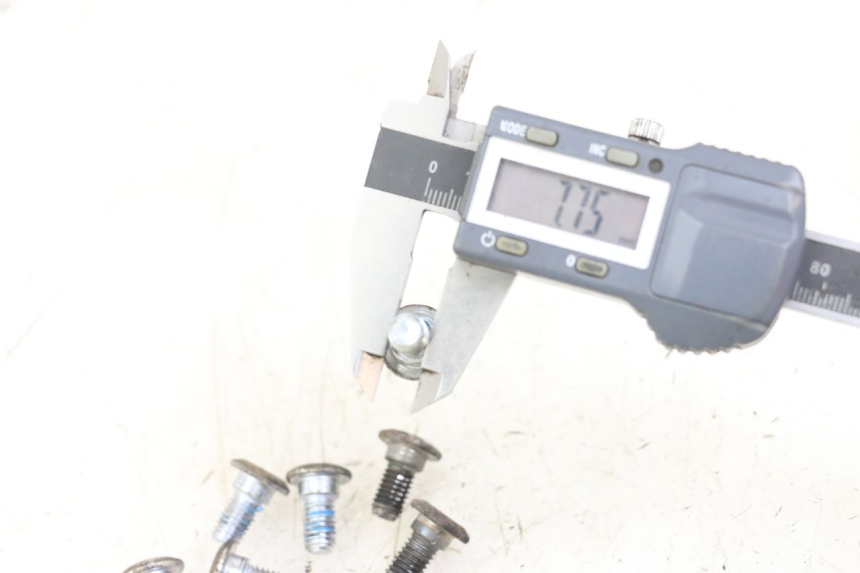 photo de VIS DISQUE DE FREIN MASAI XL 50 (2012 - 2019) - Zoom état d’usage