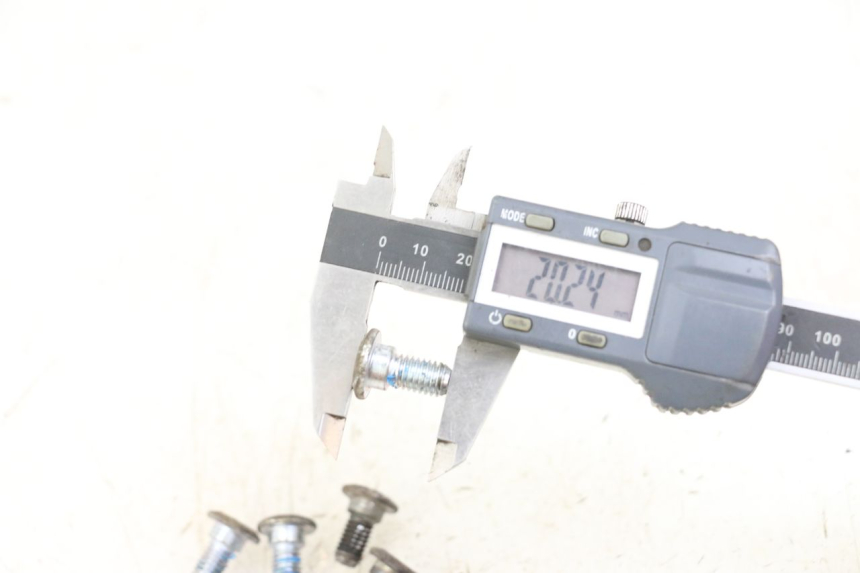 photo de VIS DISQUE DE FREIN MASAI XL 50 (2012 - 2019) - Autre angle de vue