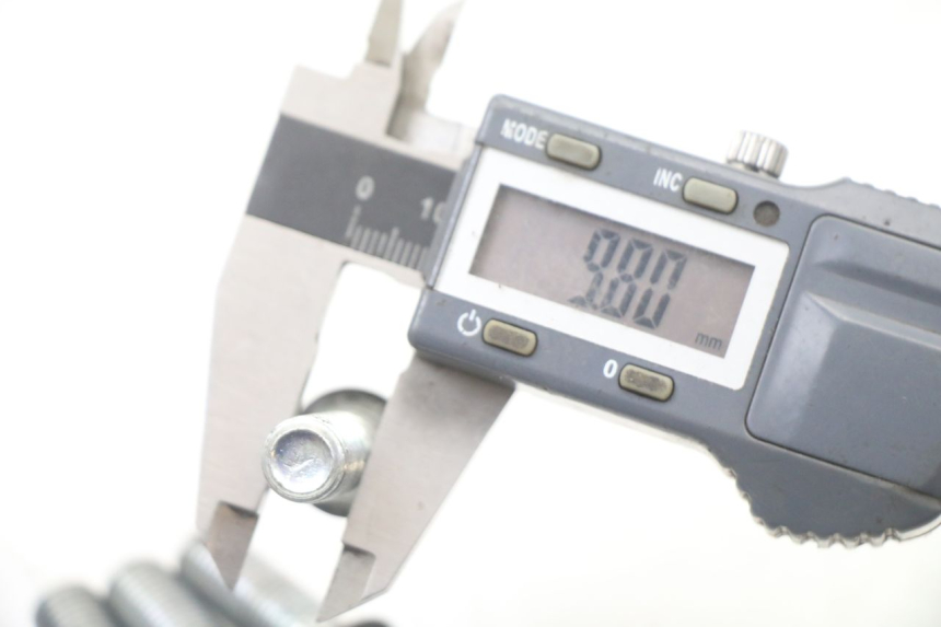 photo de VIS DISQUE DE FREIN MBK BOOSTER NEXT GENERATION 50 (1995 - 1998) - Gros plan technique