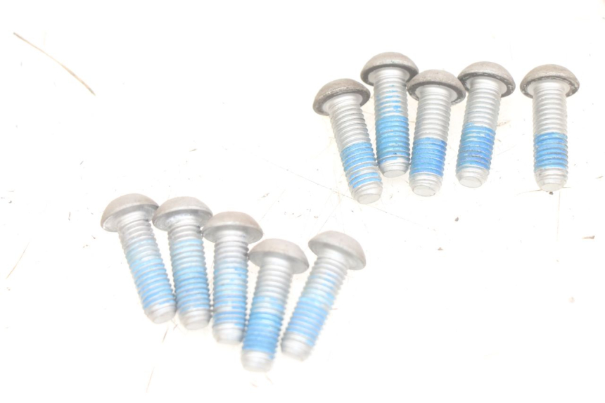 photo de VIS DISQUE DE FREIN PIAGGIO MEDLEY 125 (2016 - 2023) - Vue principale