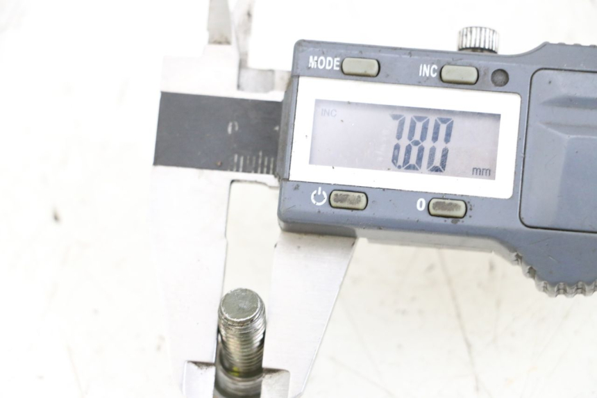 photo de VIS DISQUE DE FREIN SYM MIO 50 (2005 - 2010) - Zoom état d’usage