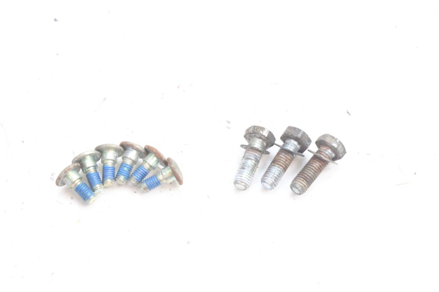 photo de VIS DISQUE DE FREIN RIEJU MRT PRO SUPERMOTARD 50 (2007 - 2018) - Vue principale