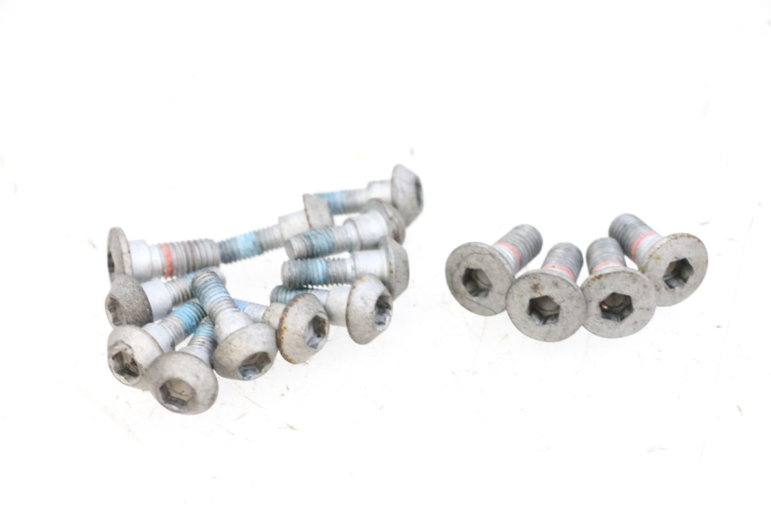 photo de VIS DISQUE DE FREIN YAMAHA MT-07 MT07 ABS 700 (2018 - 2020) - Vue d’ensemble