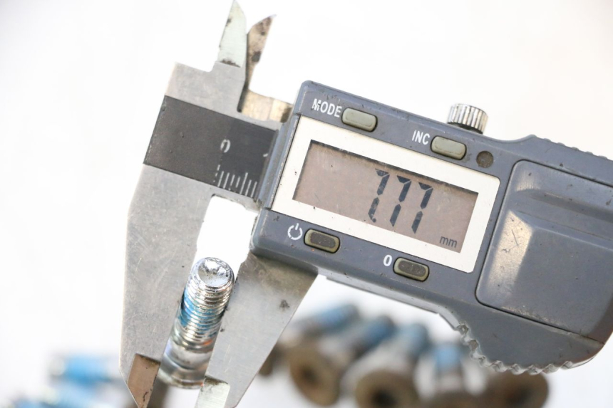 photo de VIS DISQUE DE FREIN KYMCO MXU R 250 (2004 - 2010) - Autre angle de vue