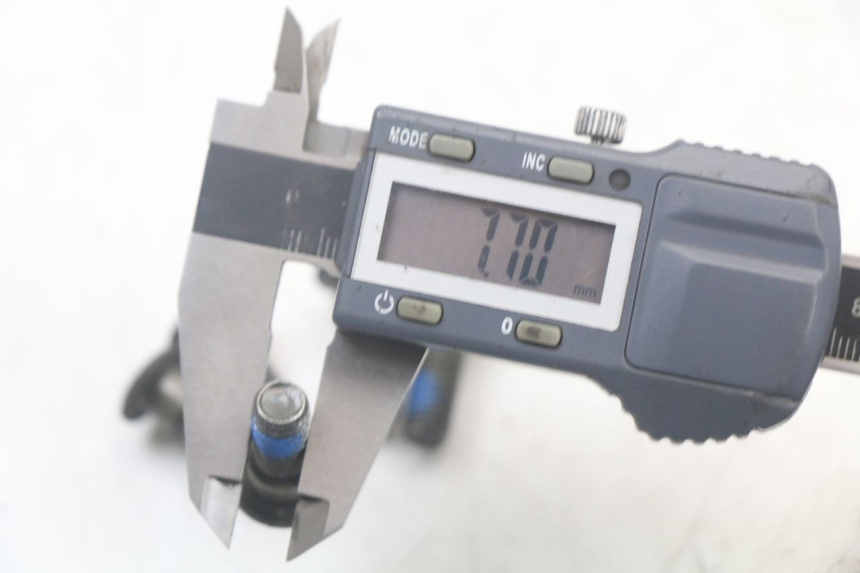 photo de VIS DISQUE DE FREIN SYM ORBIT III 3 4T 50 (2018 - 2021) - Gros plan technique