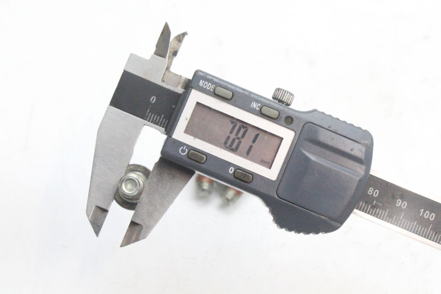 photo de VIS DISQUE DE FREIN HONDA PCX (JF28) 125 (2009 - 2011) - Zoom état d’usage
