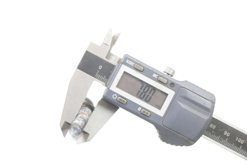 photo de VIS DISQUE DE FREIN PEUGEOT KISBEE 4T 50 (2018 - 2022) - Gros plan technique