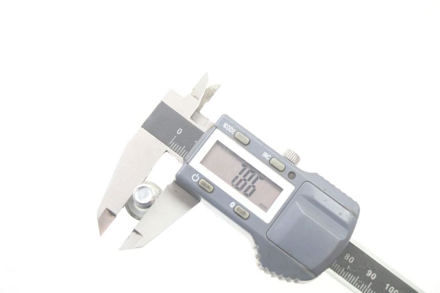 photo de VIS DISQUE DE FREIN PEUGEOT TREKKER TKR 50 (2005 - 2014) - Gros plan technique