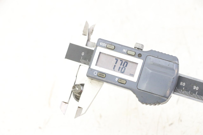 photo de VIS DISQUE DE FREIN PEUGEOT TWEET 4T 50 (2014 - 2019) - Détail de la pièce