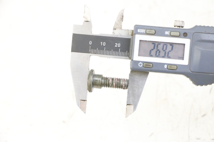 photo de VIS DISQUE DE FREIN PEUGEOT TWEET 4T 50 (2014 - 2019) - Zoom état d’usage