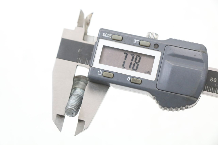 photo de VIS DISQUE DE FREIN DAELIM S3 125 (2010 - 2017) - Gros plan technique