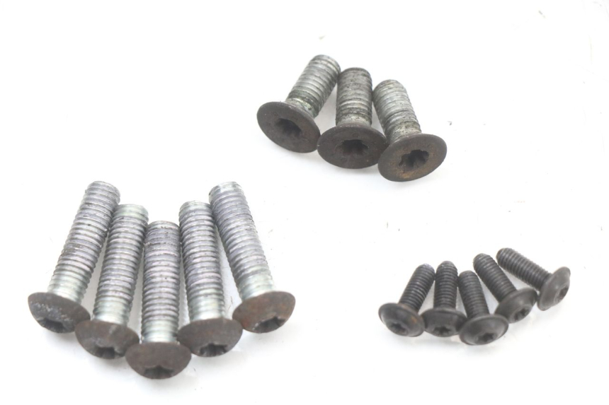 photo de VIS DISQUE DE FREIN PEUGEOT SATELIS 125 (2010 - 2012) - Vue principale