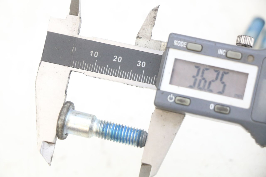 photo de VIS DISQUE DE FREIN SUZUKI SV N 650 (1999 - 2002) - Vue d’ensemble