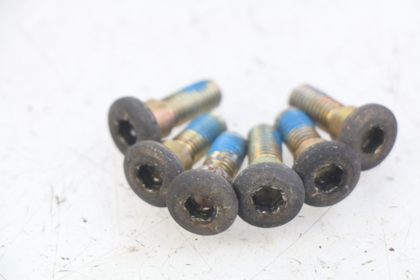 photo de VIS DISQUE DE FREIN DAELIM VL DAYSTAR 125 (2000 - 2011) - Autre angle de vue