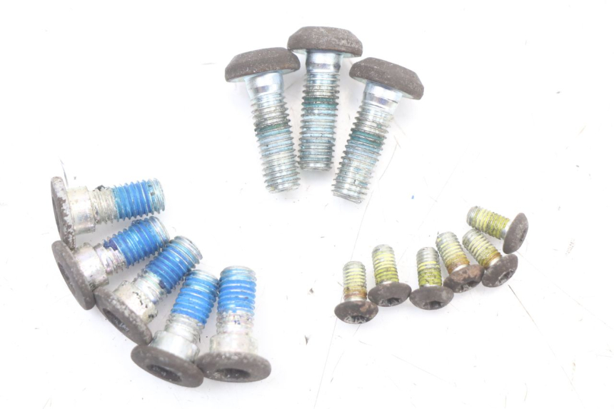 photo de VIS DISQUE DE FREIN YAMAHA XMAX X-MAX ABS 125 (2017 - 2020) - Vue principale