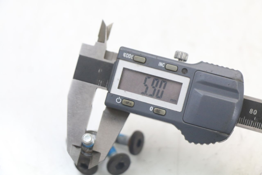 photo de VIS DISQUE DE FREIN YAMAHA X-MAX XMAX 250 (2006 - 2009) - Autre angle de vue