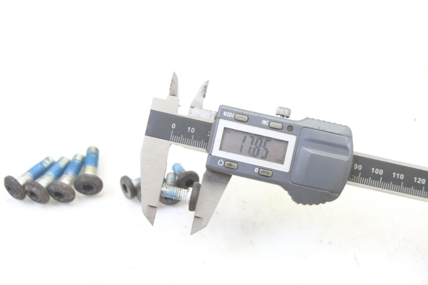 photo de VIS DISQUE DE FREIN YAMAHA XMAX X-MAX 125 (2006 - 2009) - Vue d’ensemble