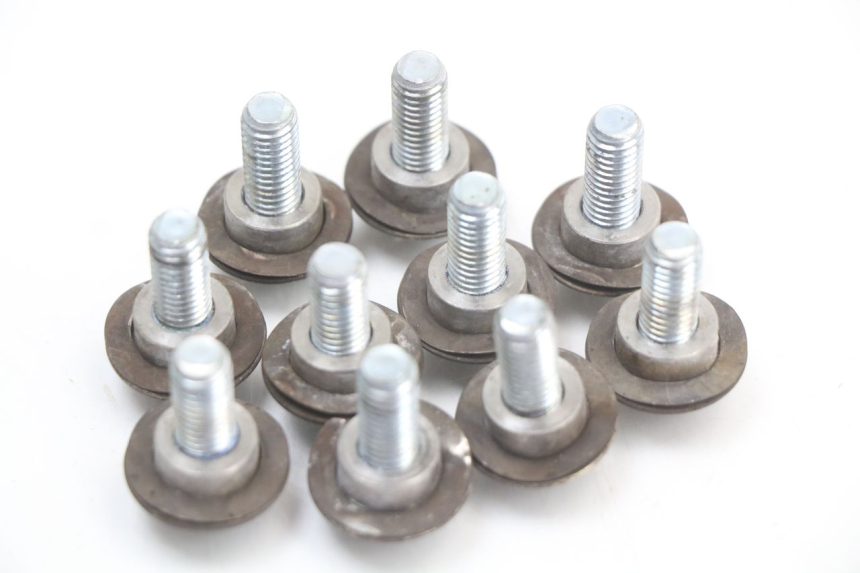 photo de VIS DISQUE DE FREIN PIAGGIO X10 125 (2012 - 2017) - Zoom état d’usage