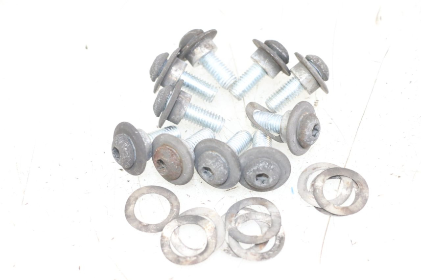 photo de VIS DISQUE DE FREIN PIAGGIO X10 125 (2012 - 2017) - Vue principale