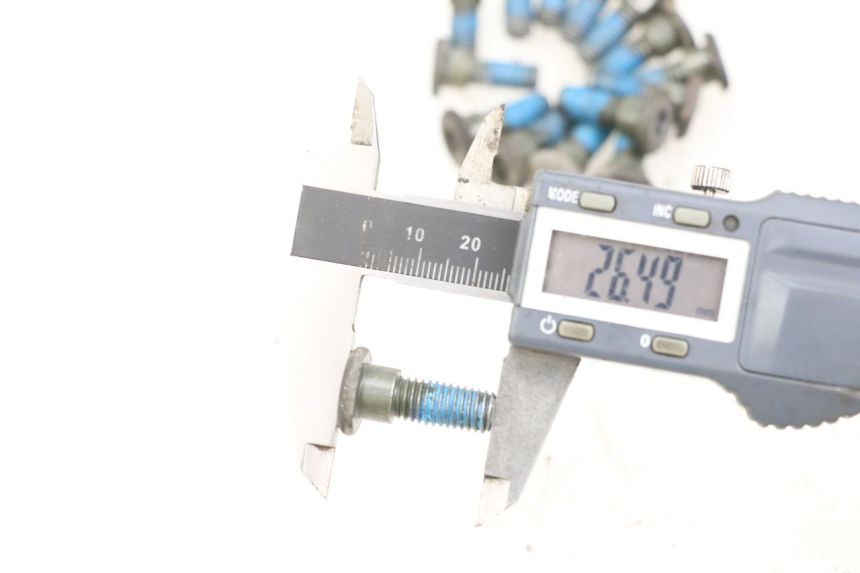 photo de VIS DISQUE DE FREIN KYMCO XCITING 250 (2006 - 2009) - Zoom état d’usage