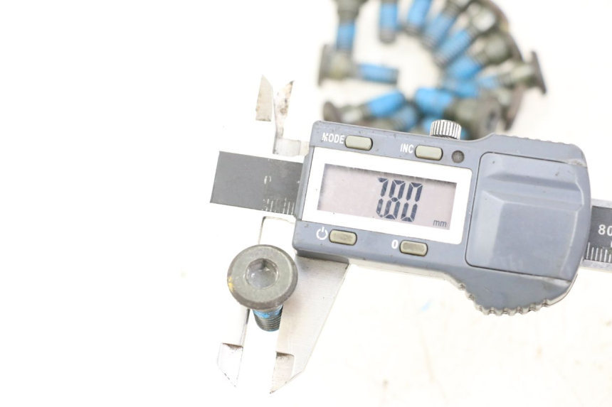 photo de VIS DISQUE DE FREIN KYMCO XCITING 250 (2006 - 2009) - Autre angle de vue