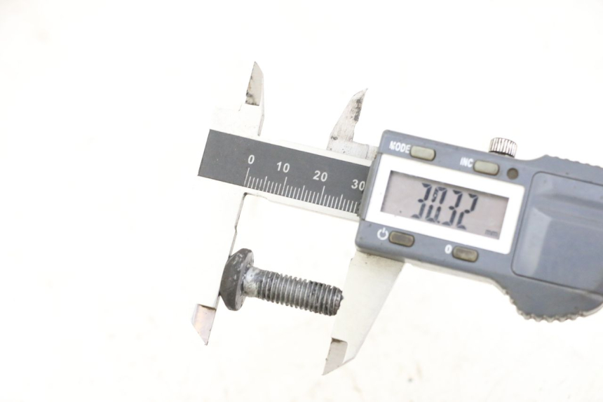 photo de VIS DISQUE DE FREIN YAMAHA XJN DIVERSION 600 (2000 - 2003) - Détail de la pièce