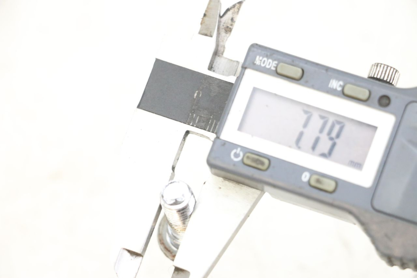 photo de VIS DISQUE DE FREIN SYM XS 125 (2007 - 2016) - Zoom état d’usage