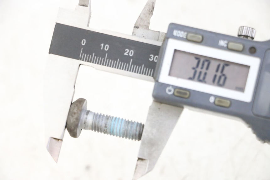 photo de VIS DISQUE DE FREIN YAMAHA XJ6 600 (2008 - 2016) - Autre angle de vue