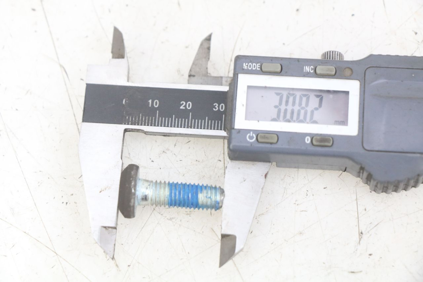 photo de VIS DISQUE DE FREIN YAMAHA YP MAJESTY 125 (2007 - 2010) - Autre angle de vue