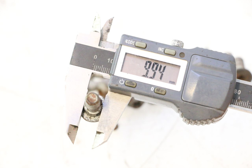 photo de VIS DISQUE DE FREIN YAMAHA YZF R6 600 (2008 - 2009) - Détails caractéristiques
