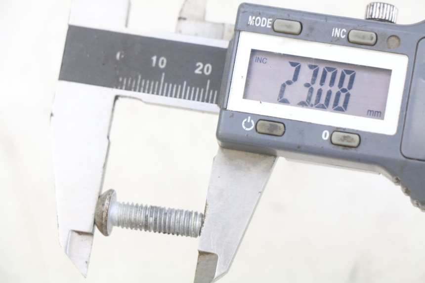 photo de VIS DISQUE DE FREIN PIAGGIO ZIP 2T 50 (2009 - 2019) - Autre angle de vue