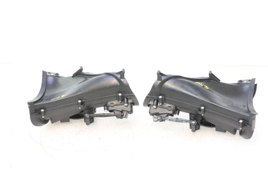 photo de VOLETS AIR HARLEY DAVIDSON ROAD GLIDE FLTRXSE 1920 (2018 - 2022) - Vue d’ensemble